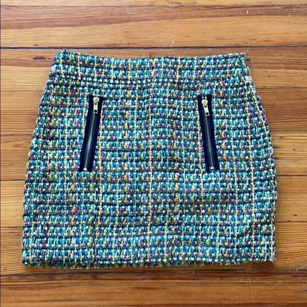 Multi color tweed mini skirt